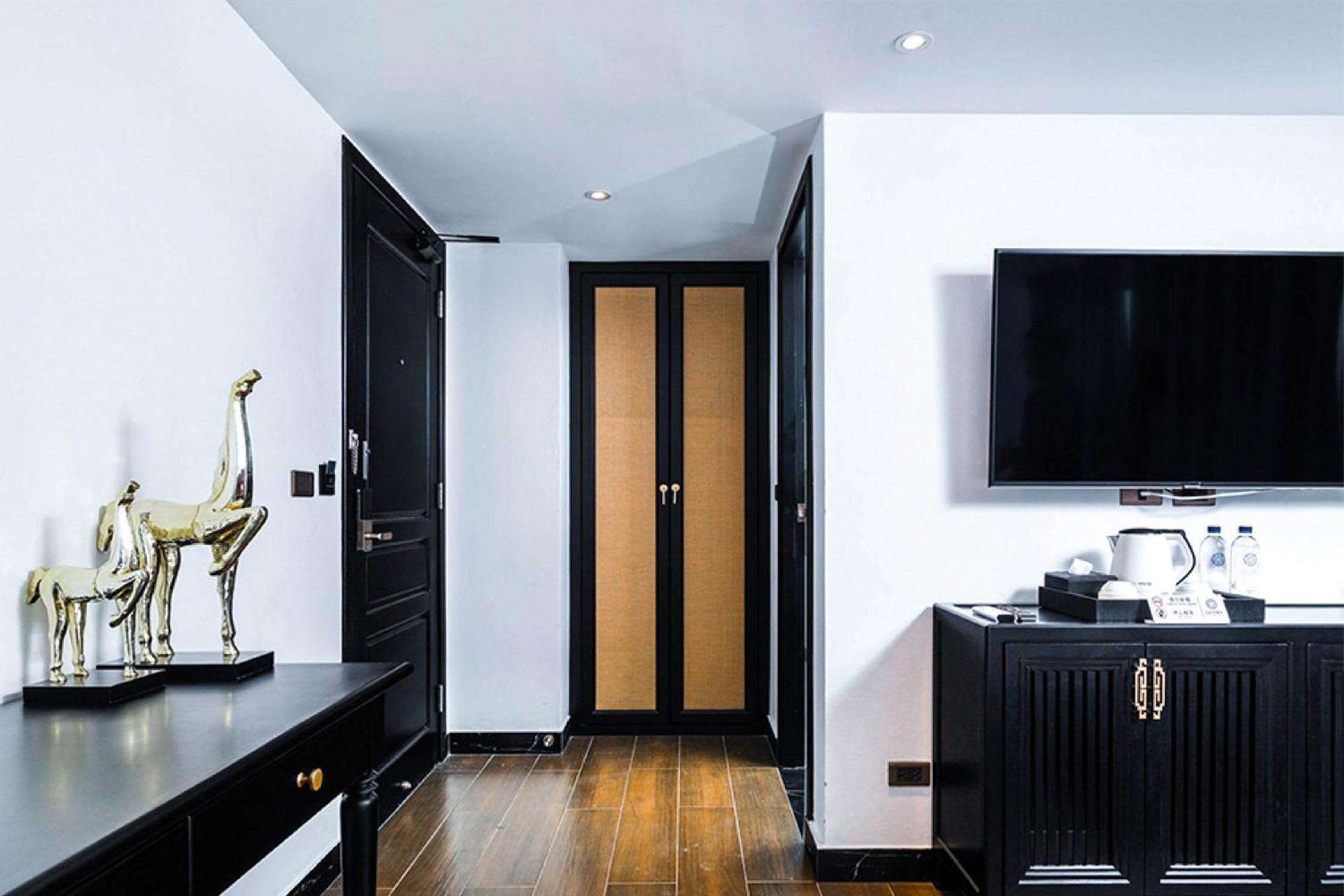 Glory Boutique Suites 清迈古城荣耀精品酒店 Čiang Mai Exteriér fotografie